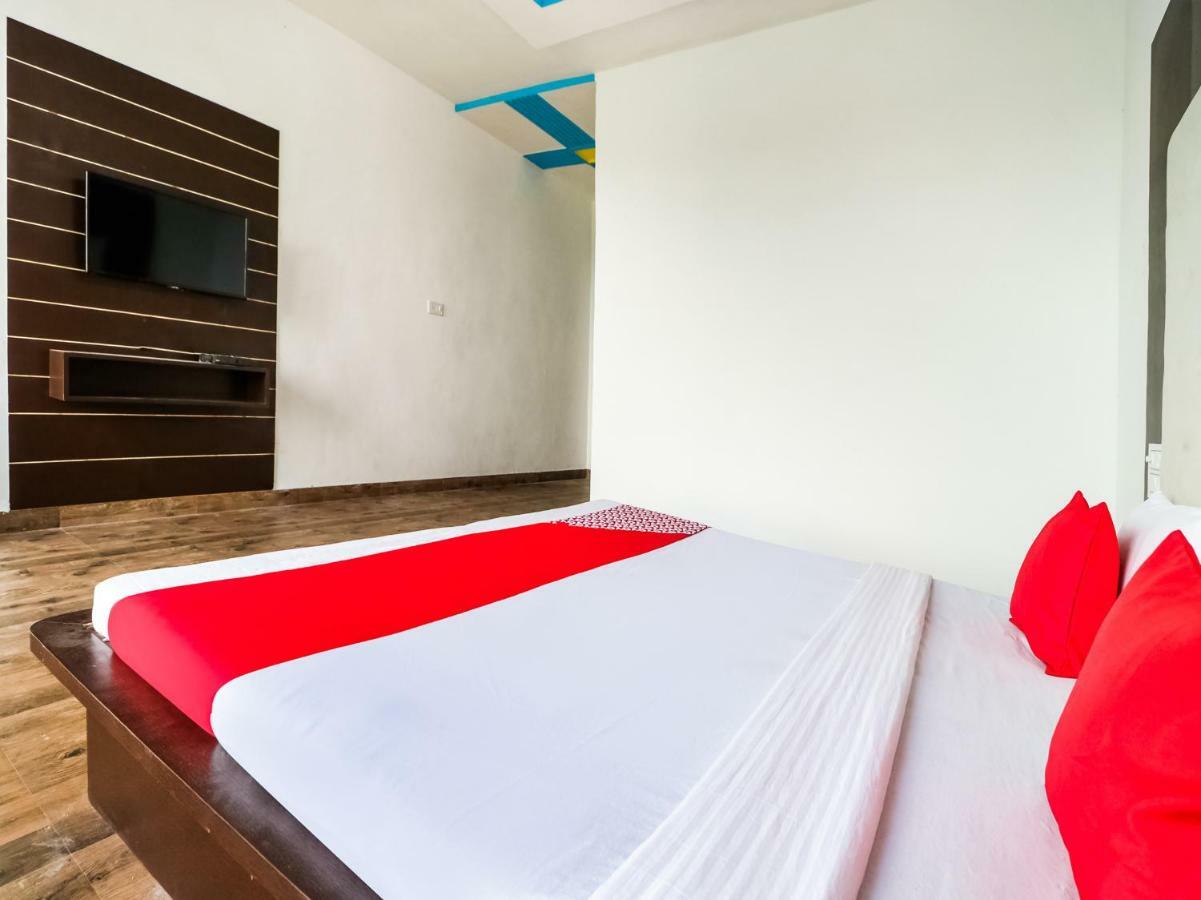 Moga Oyo 47630 Grand Villa מראה חיצוני תמונה